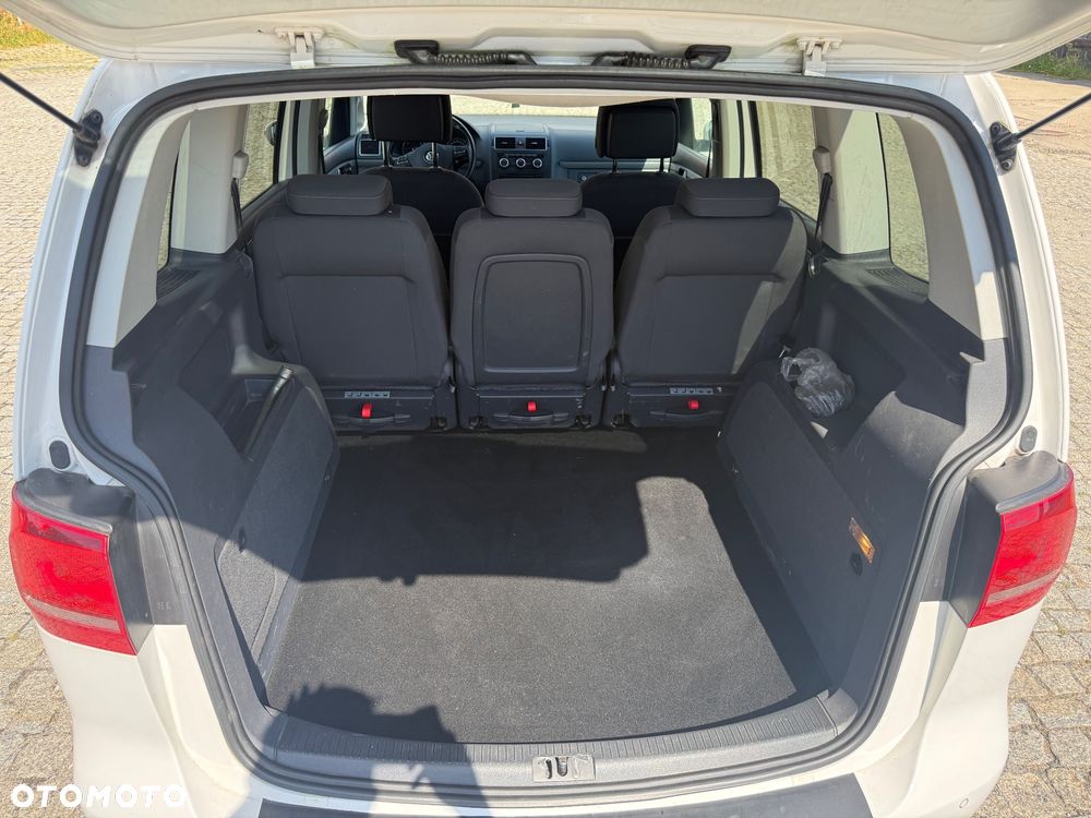 Volkswagen Touran 2.0 TDI DPF Life - 13