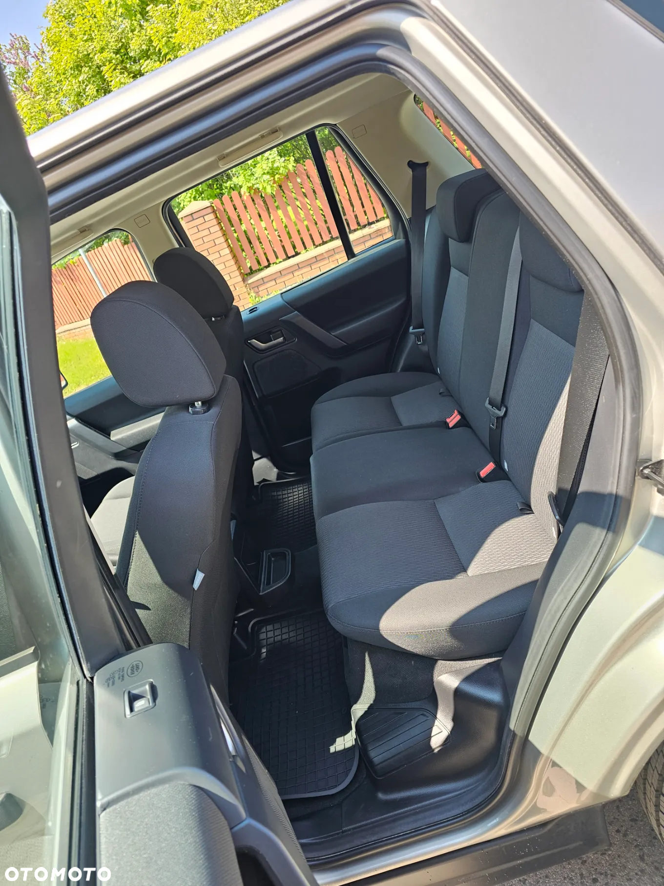 Land Rover Freelander II 2.2 TD4 S - 18
