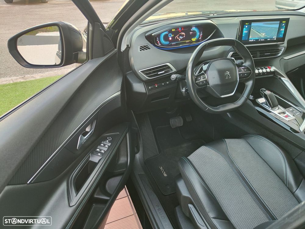 Peugeot 3008 1.6 Hybrid Allure e-EAT8 - 30