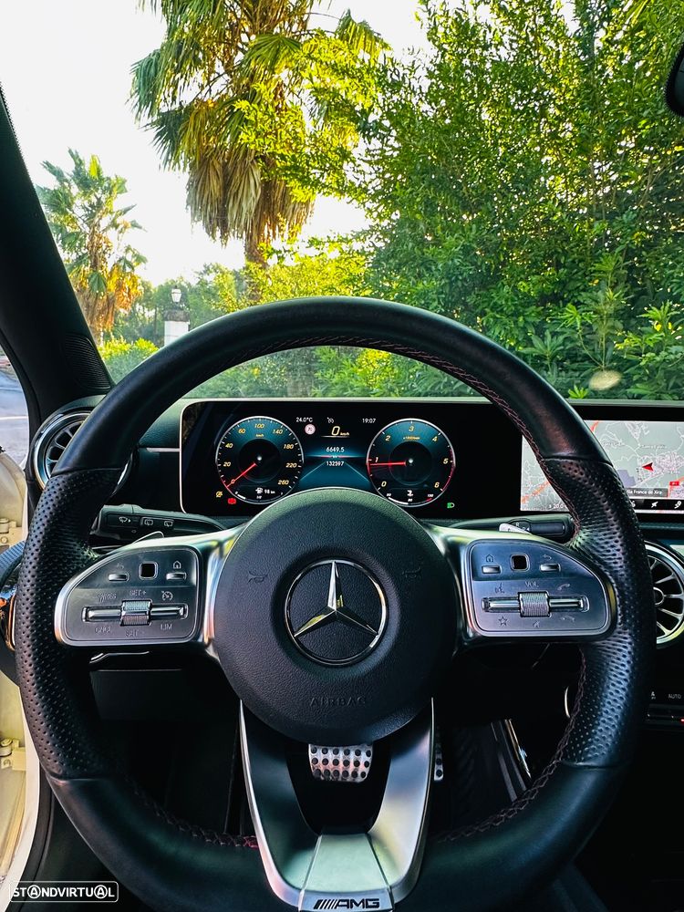 Mercedes-Benz A 180 d 7G-DCT AMG Line - 12