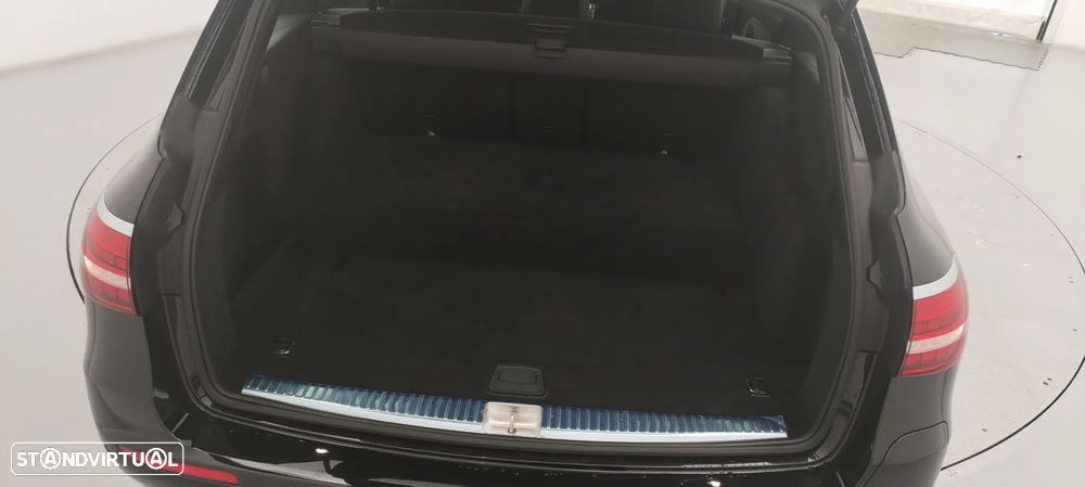 Mercedes-Benz E 300 de Avantgarde - 32