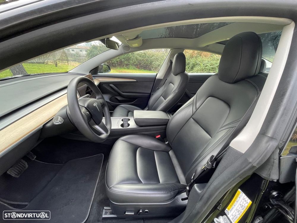 Tesla Model 3 Long Range Tração Traseira - 19
