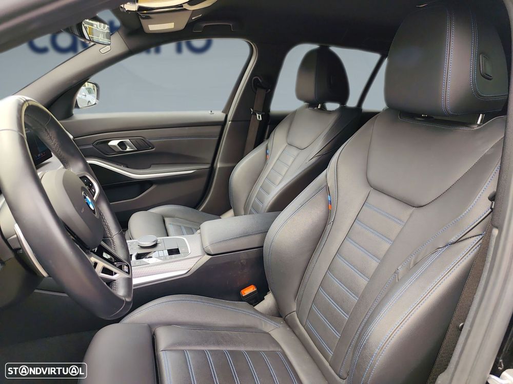 BMW 320 d Pack Desportivo M Auto - 7