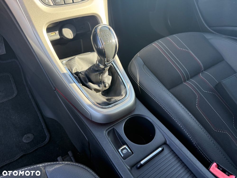 Opel Astra 1.7 CDTI DPF 150 Jahre - 18