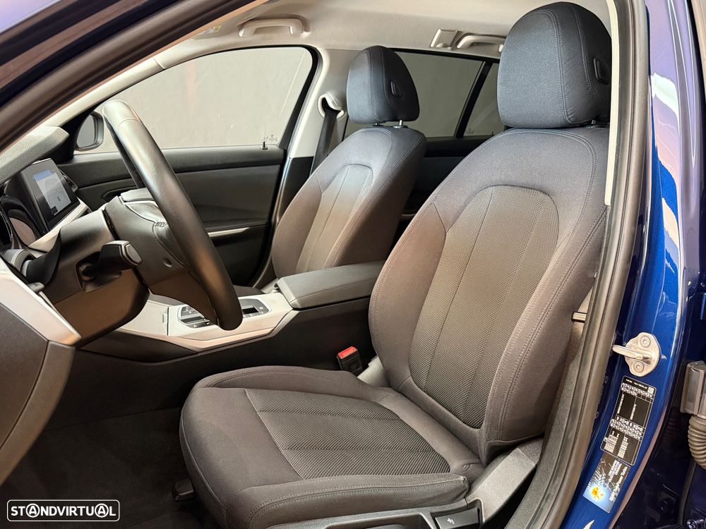 BMW 318 d Line Sport Shadow Auto - 14