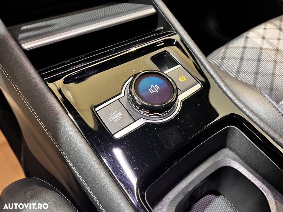 Volkswagen Tiguan - 19