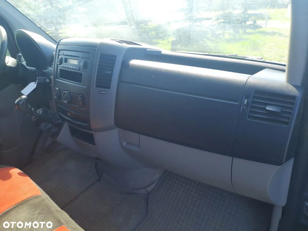 Volkswagen Crafter - 14