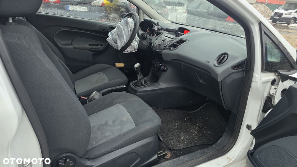 Ford Fiesta 1.4 TDCi Ambiente - 18