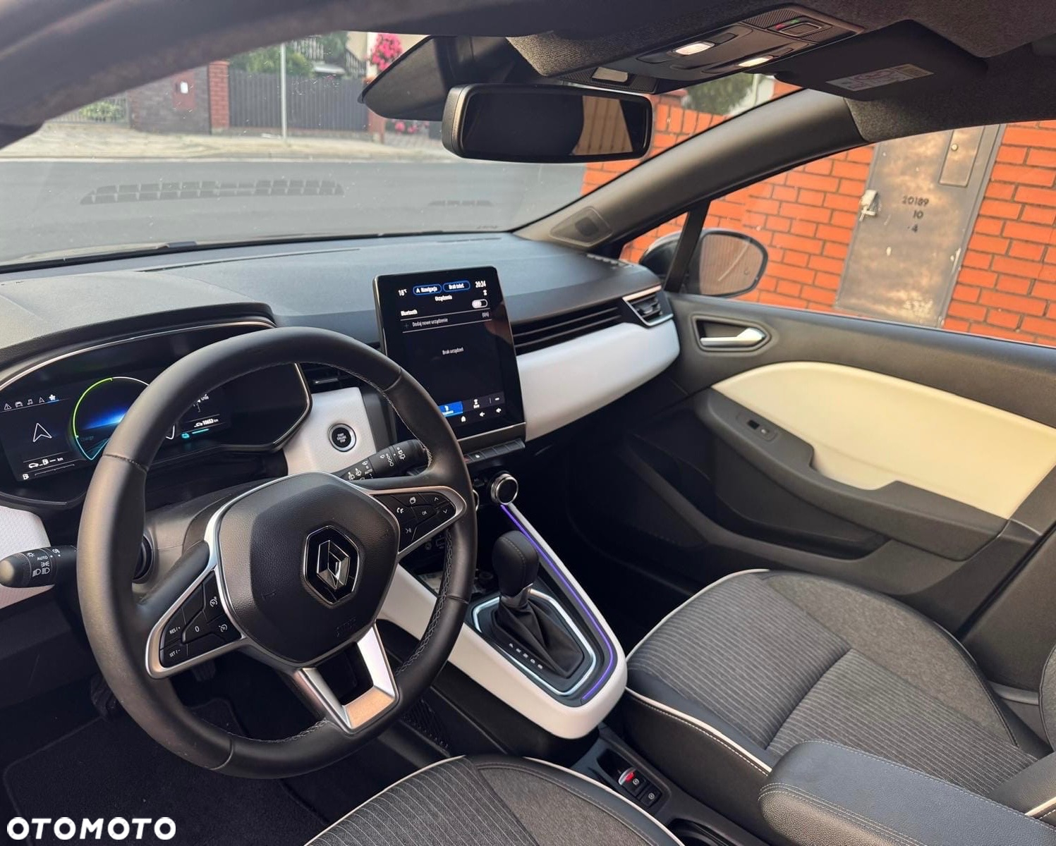 Renault Clio E-TECH Full Hybrid 145 TECHNO - 11