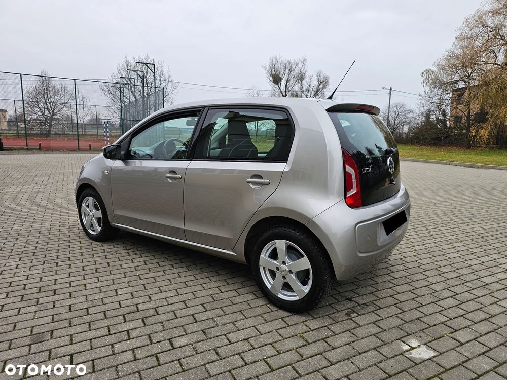 Volkswagen up! - 3