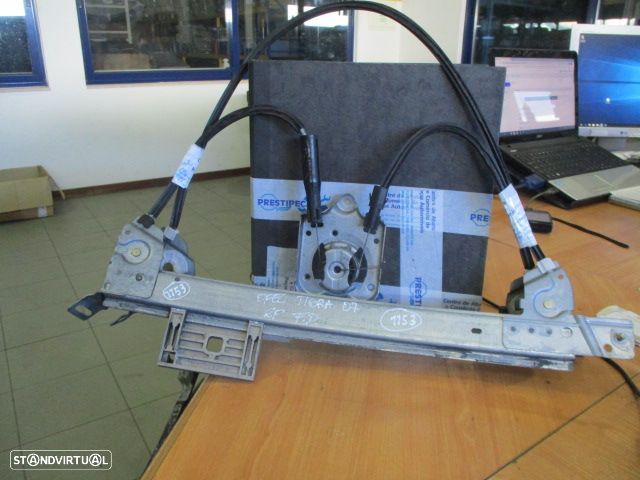 Elevador Sem Motor 93162242R OPEL TIGRA 2007 2P FD - 1