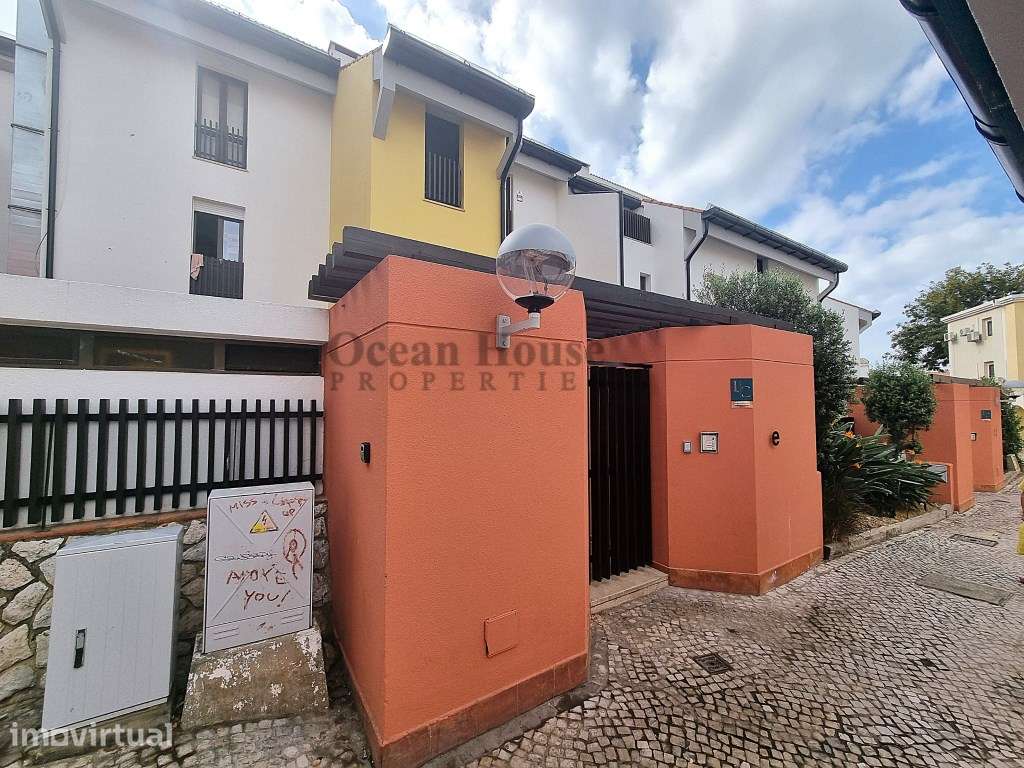 Apartamento T1+1 duplex no centro de Vilamoura, a 100 metros da Mar... - Grande imagem: 2/28