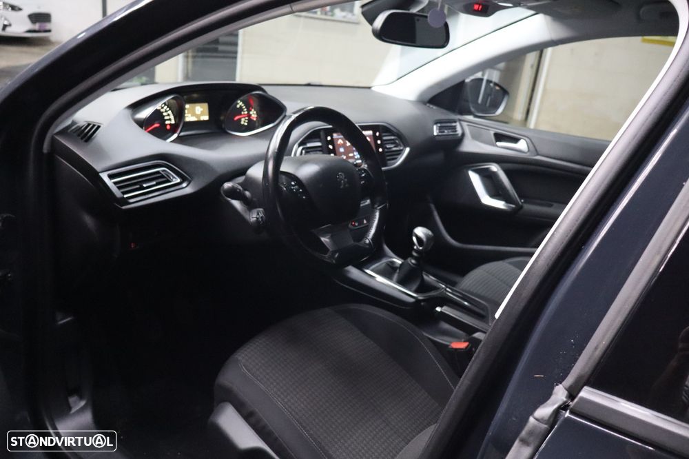 Peugeot 308 SW BlueHDi 130 Active Pack - 9