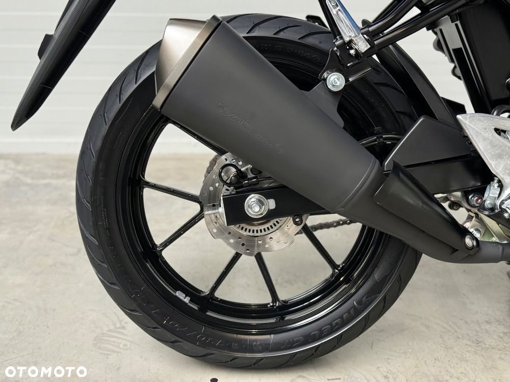 Suzuki GSX - 15