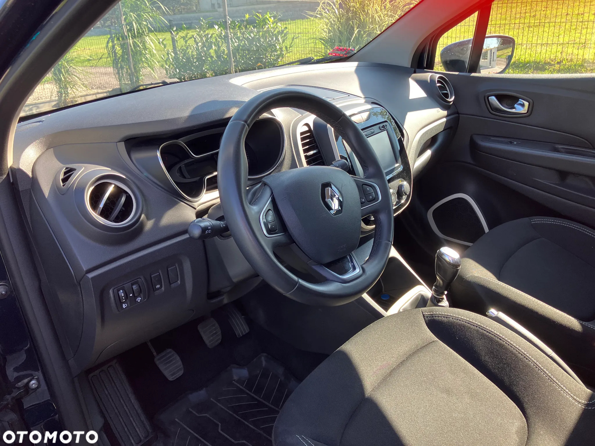 Renault Captur - 13