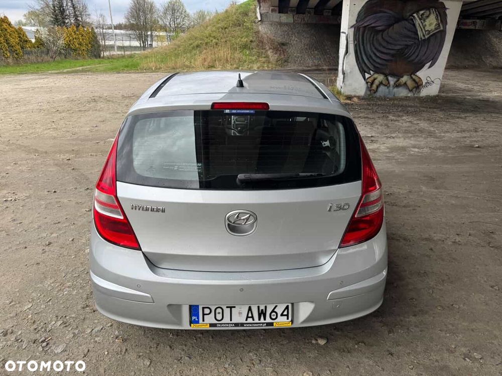 Hyundai i30 1.4 Classic + World Cup - 4