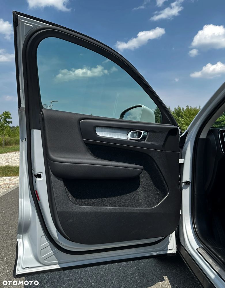 Volvo XC 40 T5 Twin Engine DKG Inscription - 21