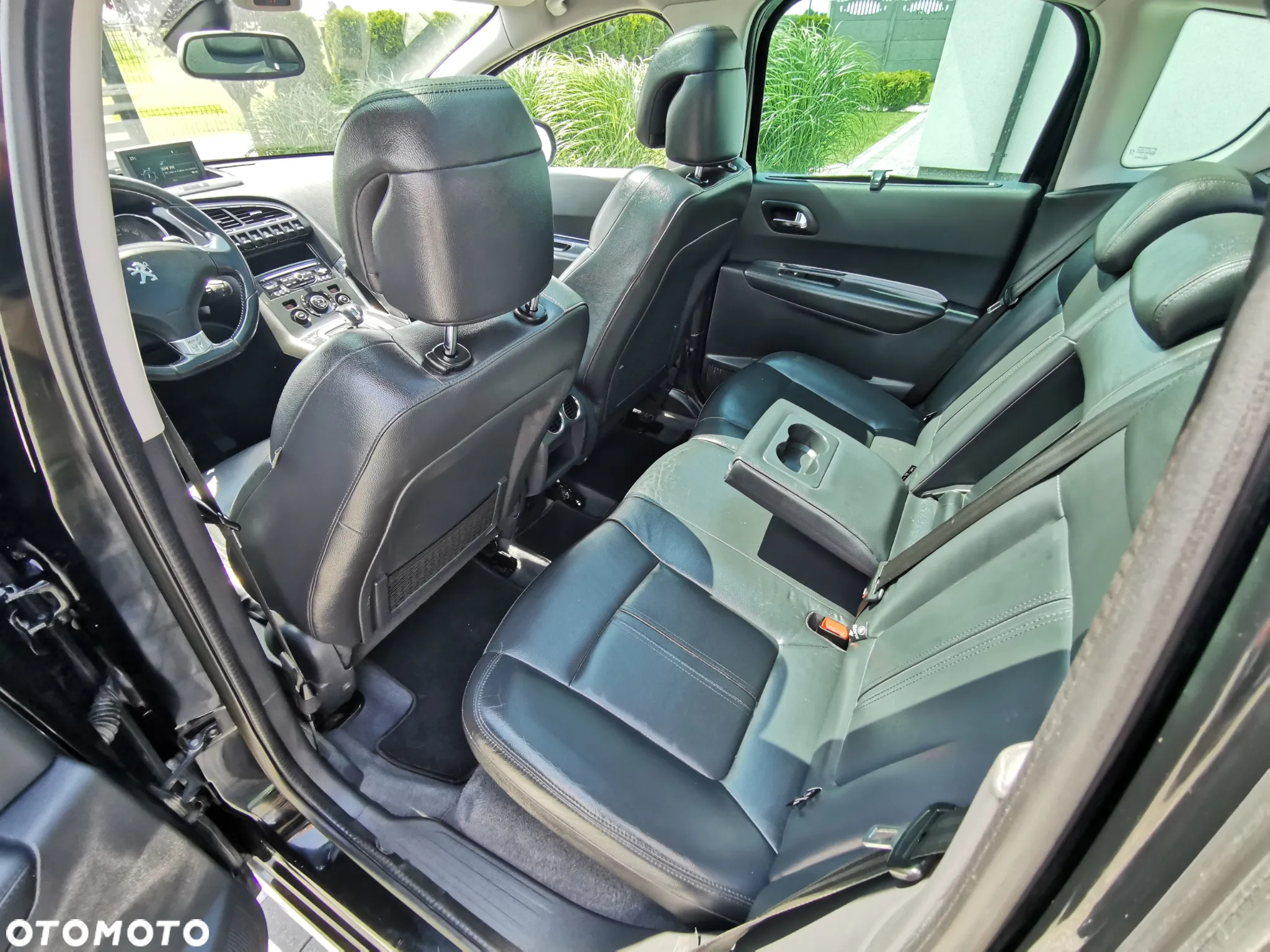 Peugeot 3008 2.0 HDi HYbrid4 - 10