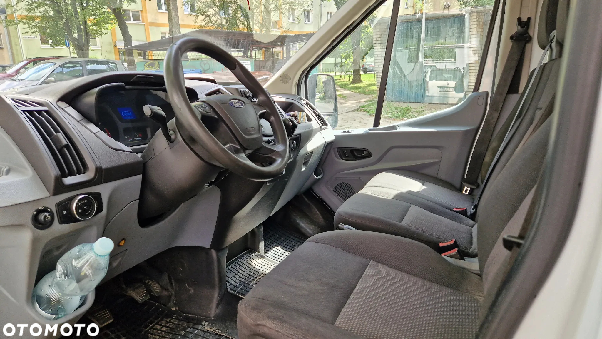 Ford Transit - 6