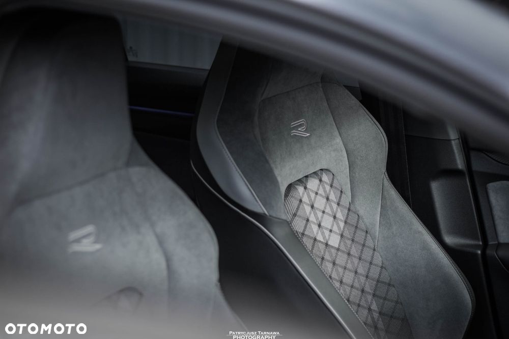 Volkswagen Golf 1.5 TSI EVO R-Line - 3