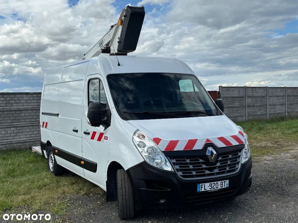 Renault Master Versalift ETL32-125