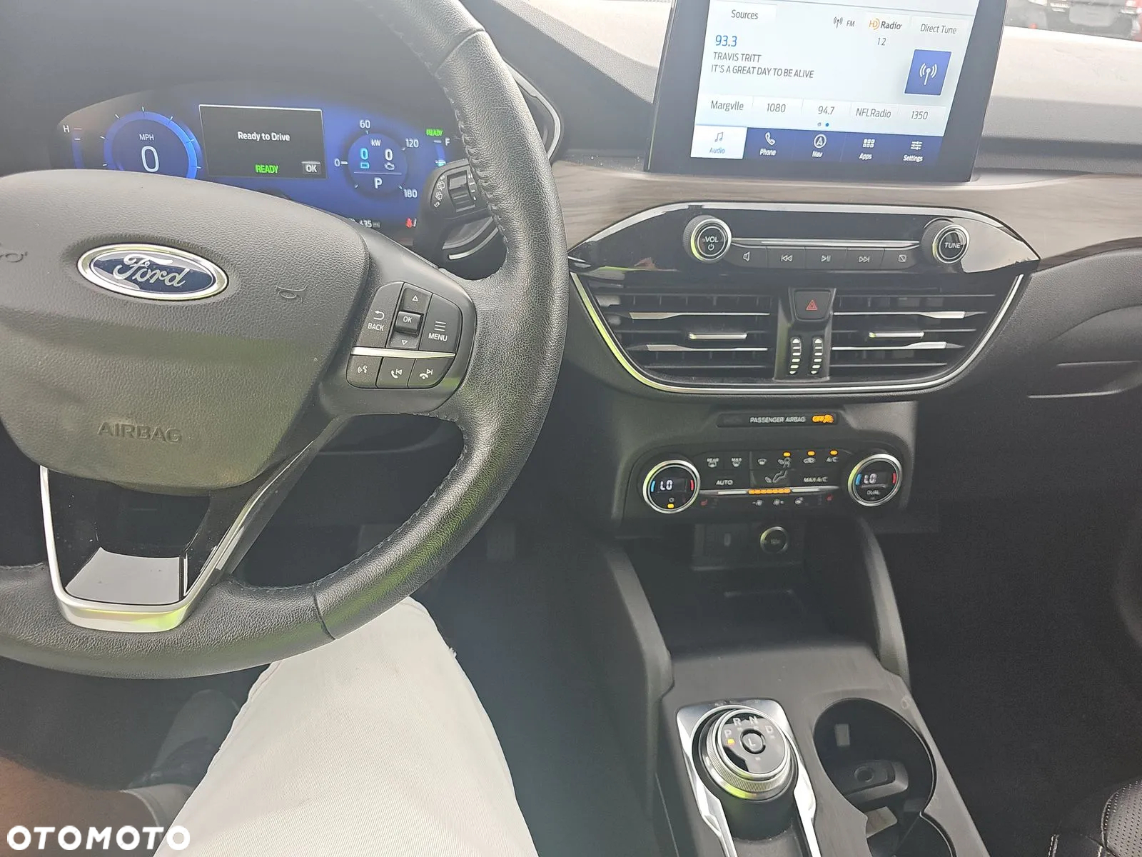 Ford Escape 2.0 EcoBoost AWD Titanium - 11