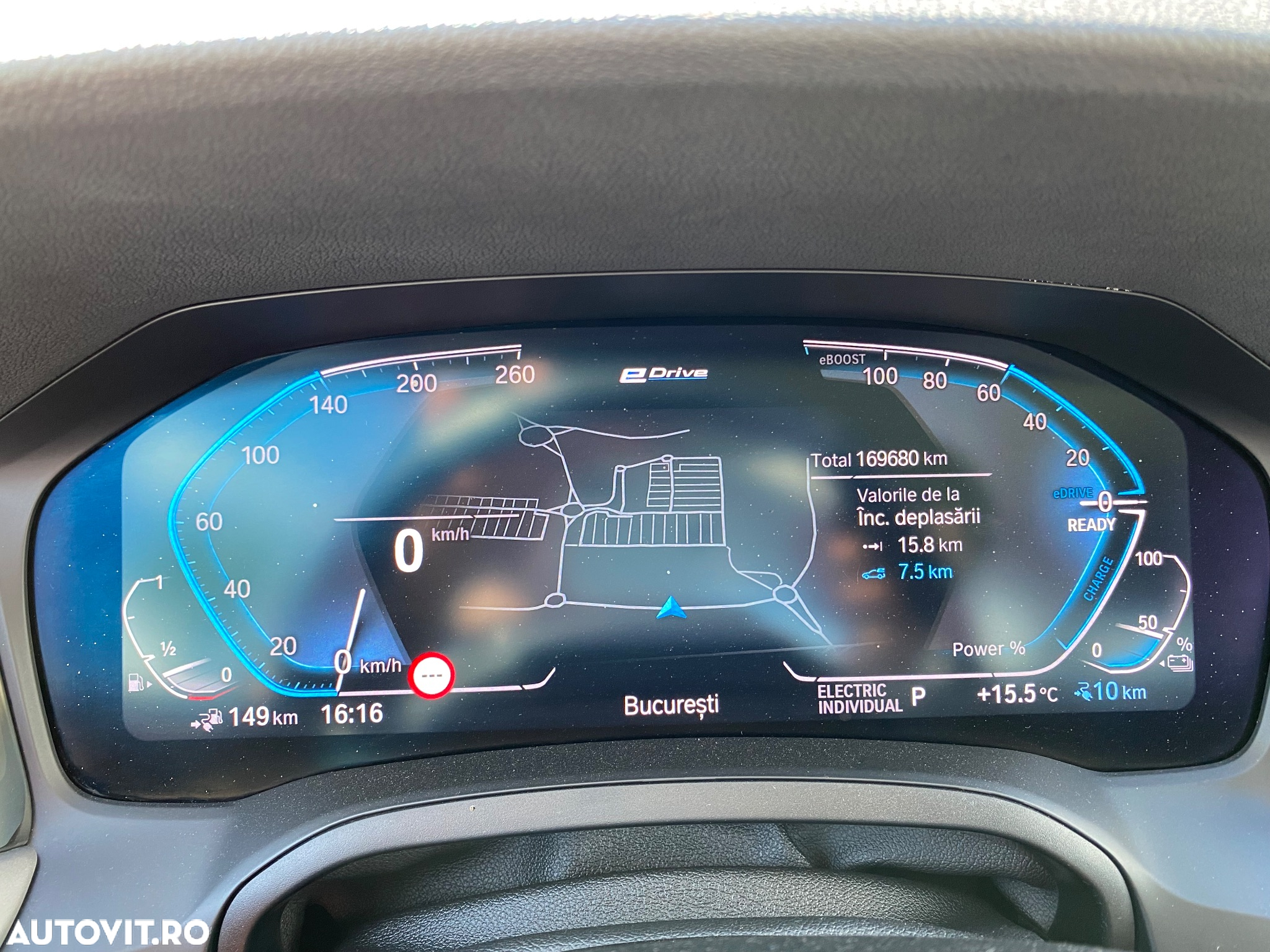 BMW Seria 3 330e Aut. Advantage - 13