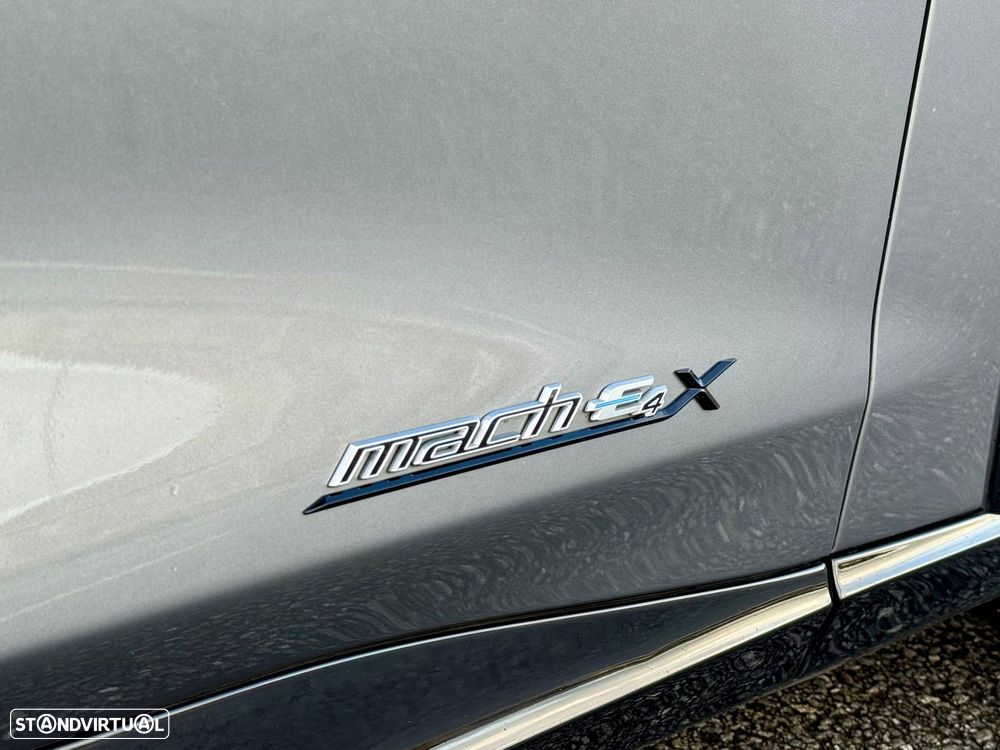 Ford Mustang Mach-E AWD PREMIUM - 10