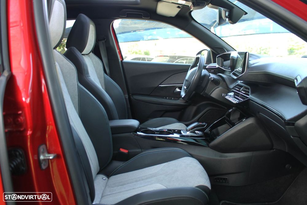 Peugeot e-2008 50 kWh GT - 50