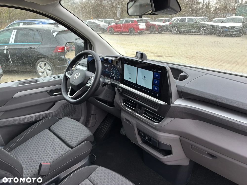 Volkswagen Caravelle - 12