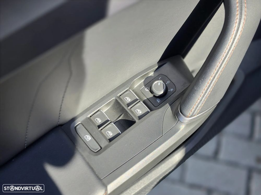 Cupra Formentor 1.4 e-Hybrid DSG VZ - 8