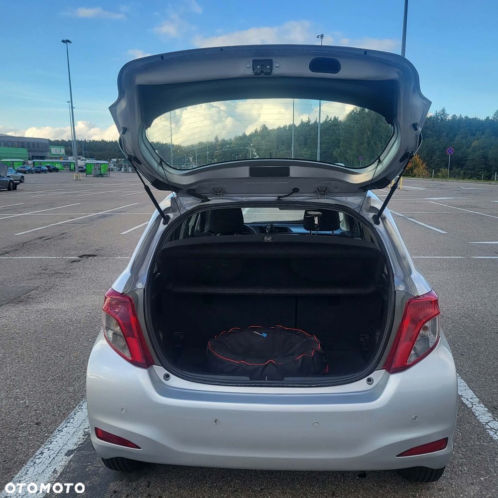 Toyota Yaris - 4