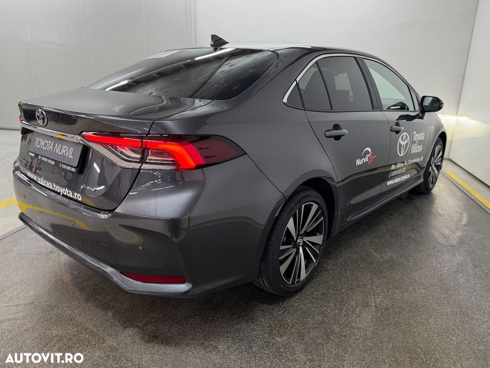 Toyota Corolla 1.8 HEV Dynamic - 3