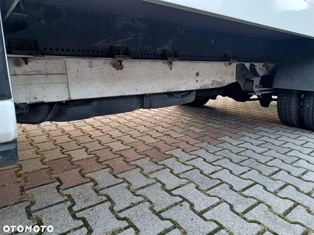 Ford Transit - 9