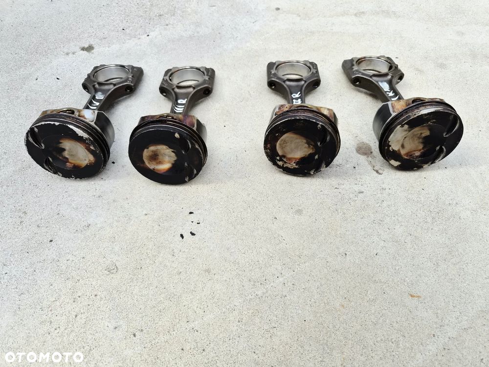 Tłok Korbowód Silnika 2.0 TFSI TSI 082243R 06HB Audi VW Seat Skoda - 2
