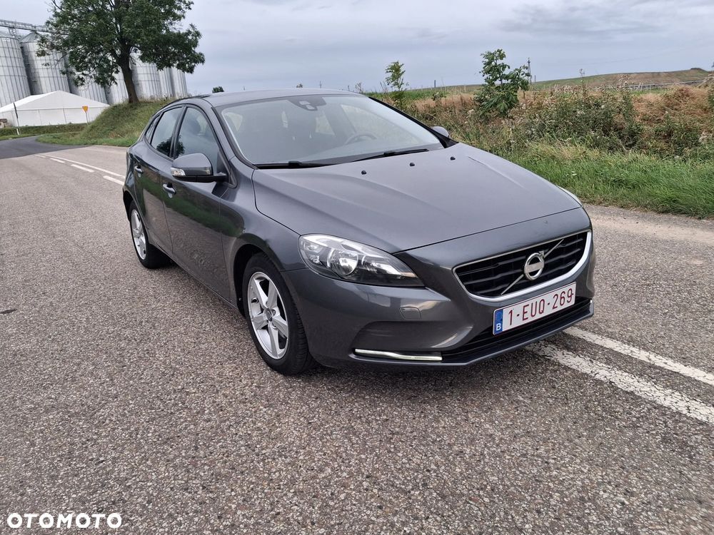 Volvo V40 D2 - 2