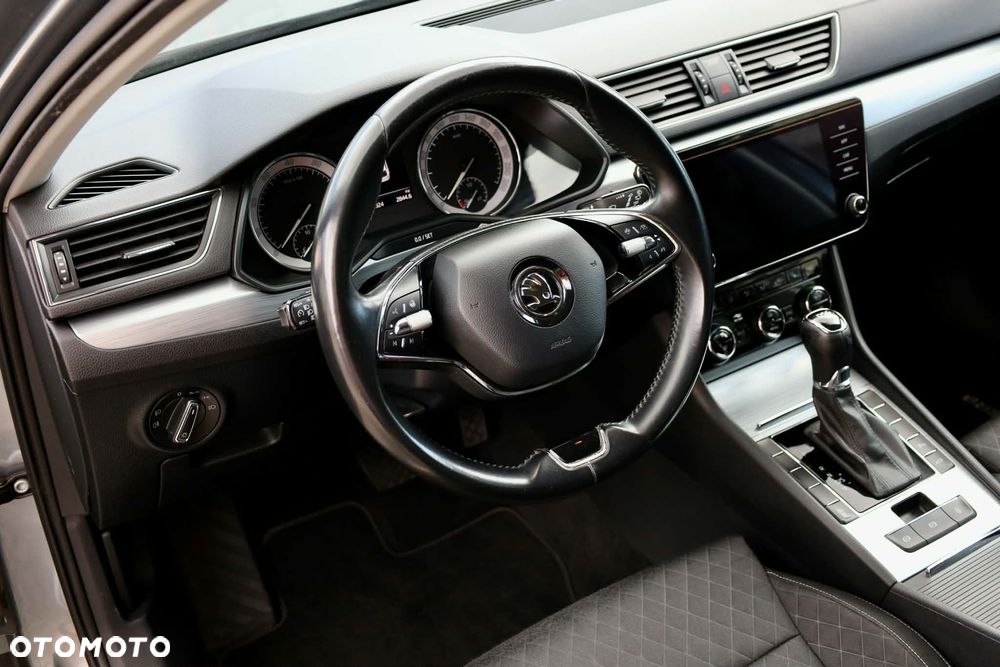 Skoda Superb 1.5 TSI Active DSG - 11