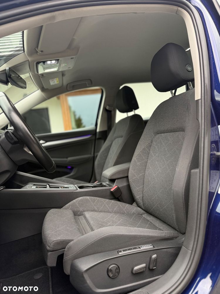 Volkswagen Golf VIII 2.0 TDI Life DSG - 18