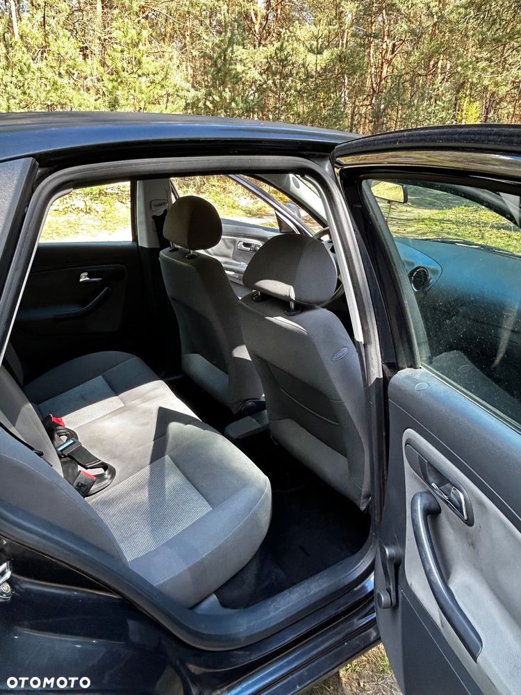 Seat Ibiza 1.4 16V Signo - 6