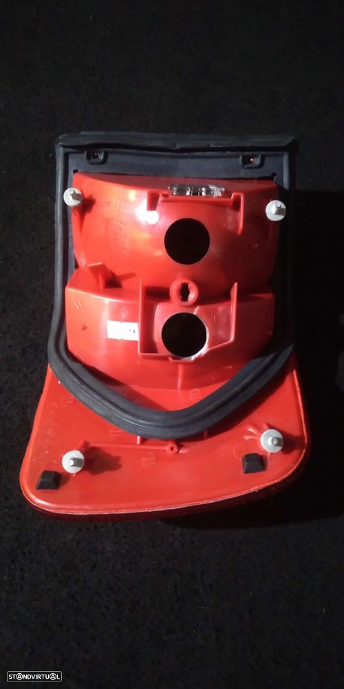 Farolim Stop Esq Audi A6 (4G2, 4Gc, C7) - 3