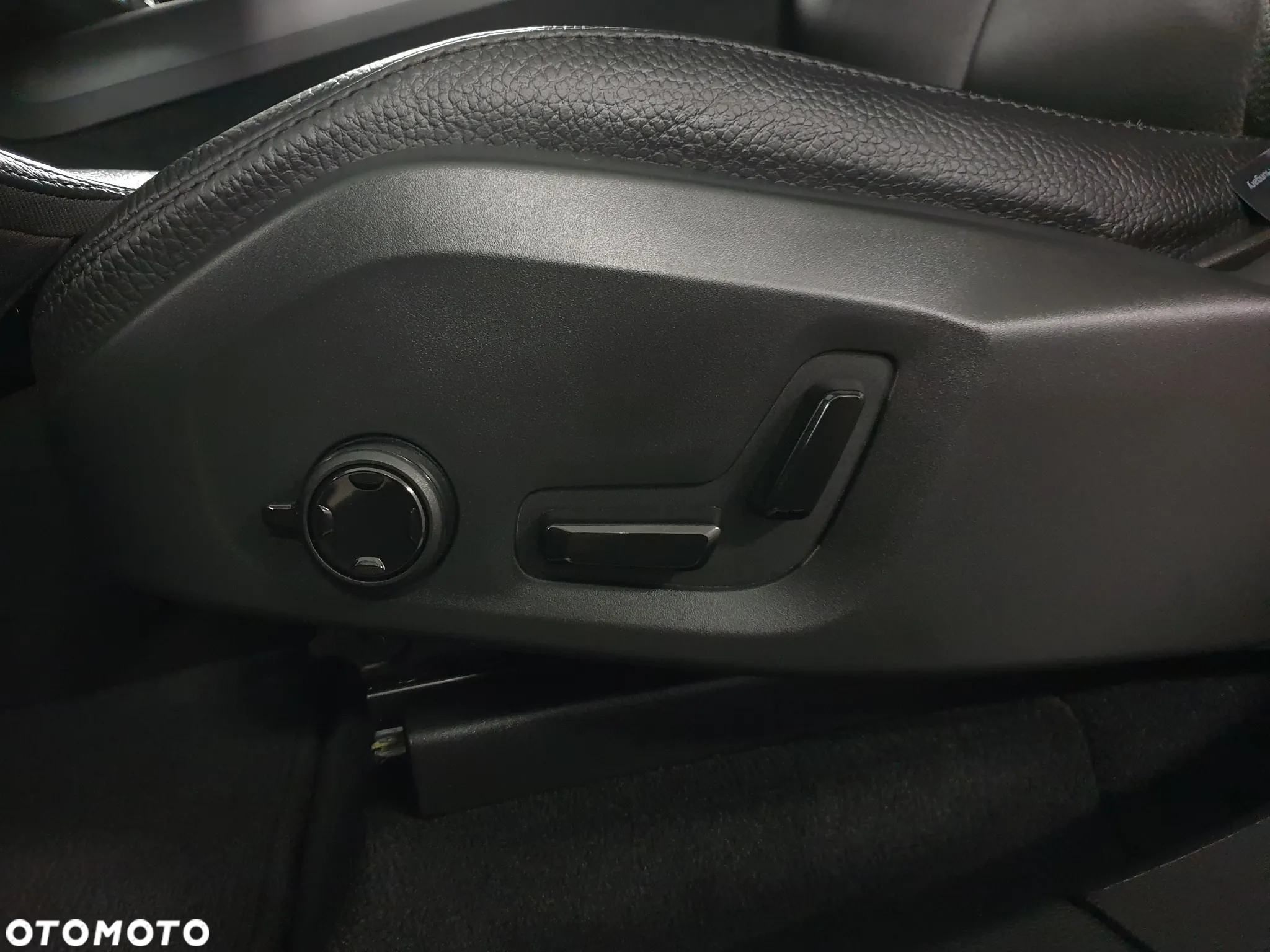 Volvo XC 60 B4 D Geartronic Inscription - 31
