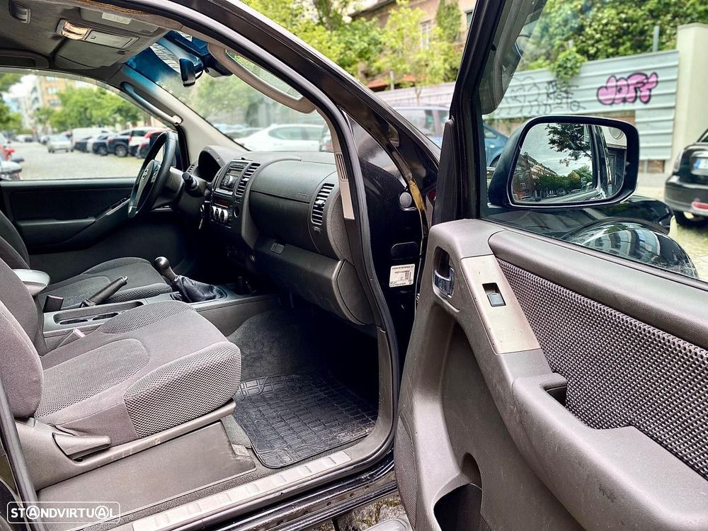 Nissan Navara 2.5 dCi CD SE - 24