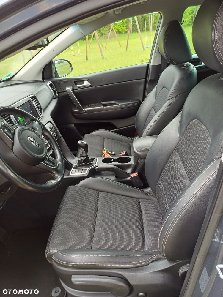 Kia Sportage 1.6 GDI 2WD DREAM-TEAM EDITION - 17