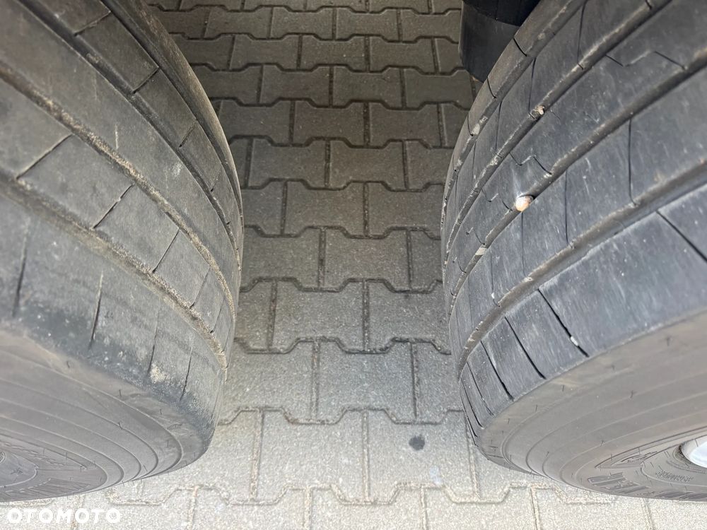 Krone Hakowa, Thermo King SLXi 400 - 19