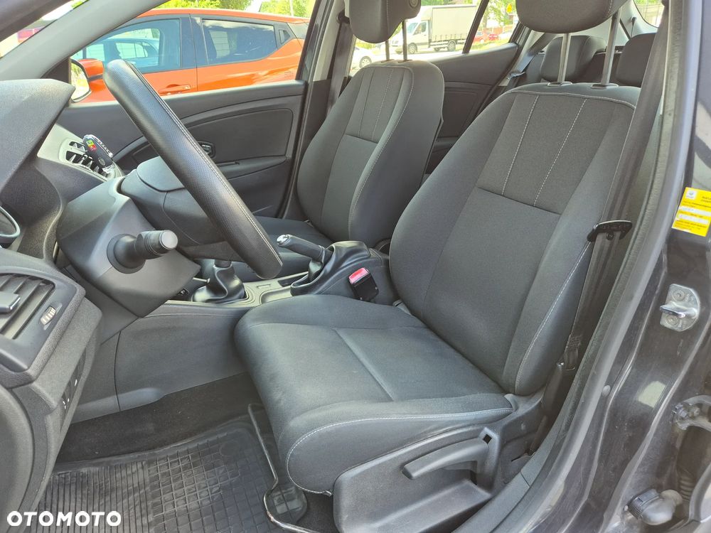 Renault Megane 1.6 16V 100 J'taime - 5