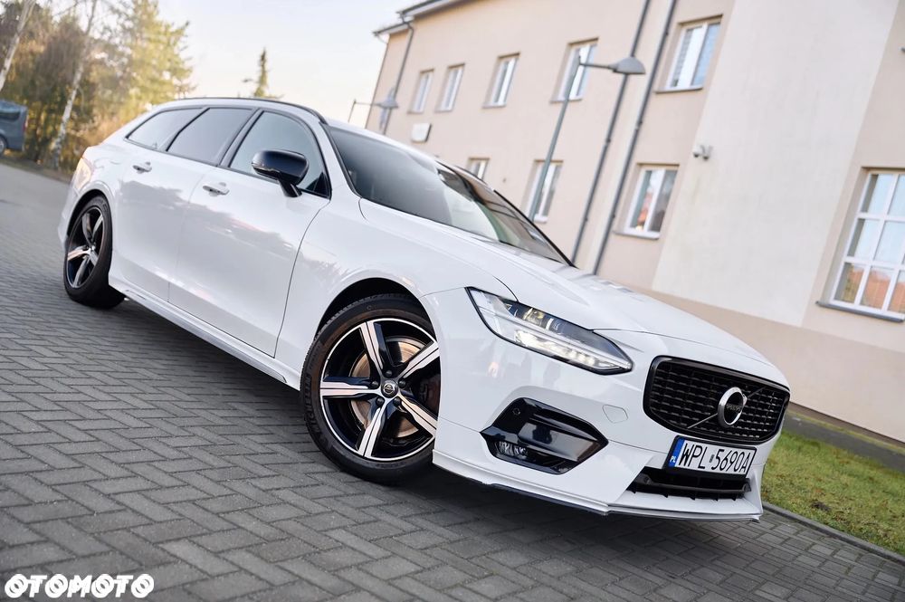 Volvo V90 T4 R-Design - 3