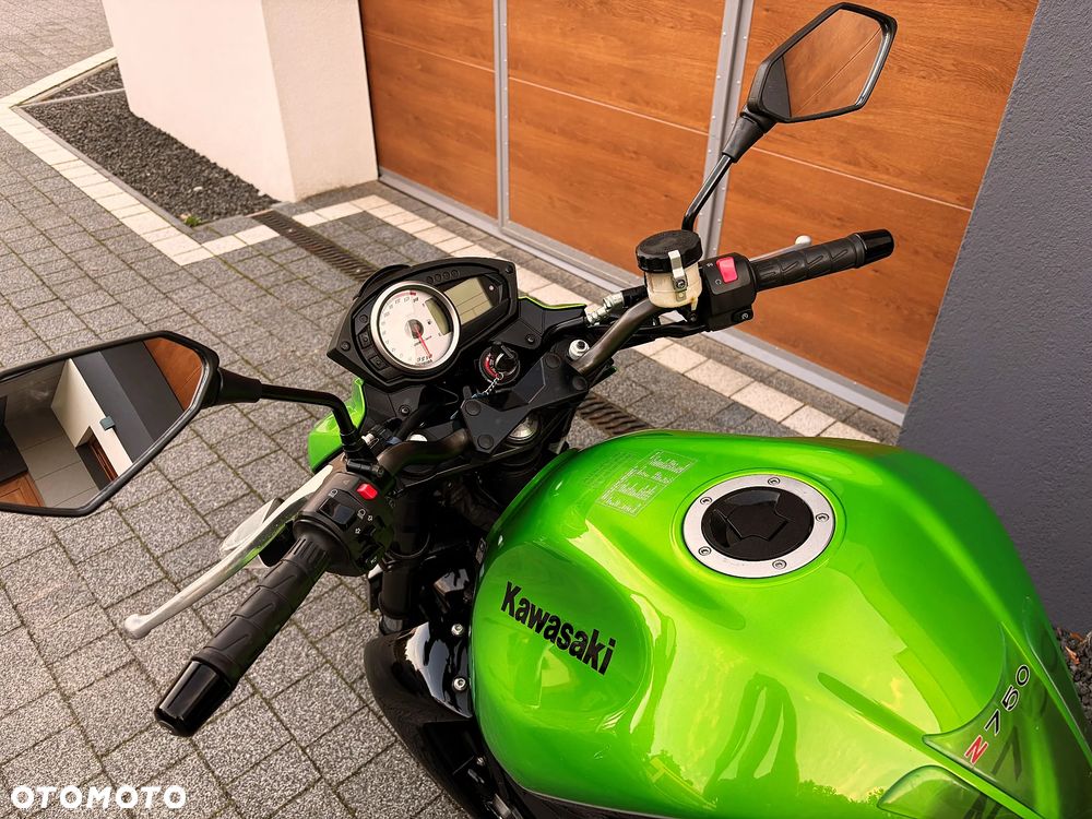 Kawasaki Z - 7