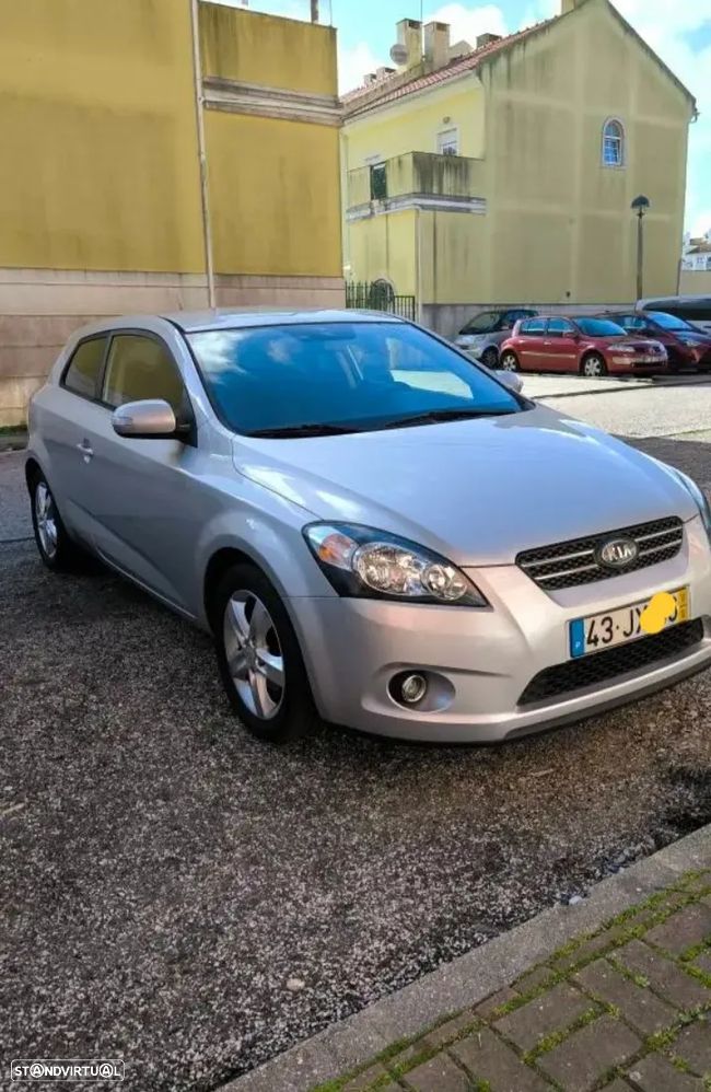 Kia ProCeed - 2
