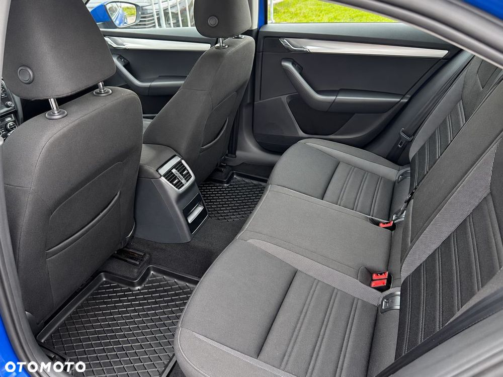 Skoda Octavia 1.6 TDI SCR Ambition - 19