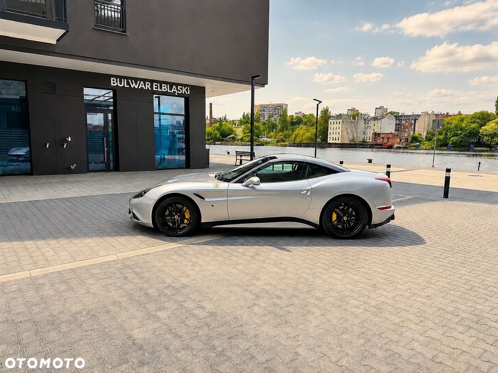 Ferrari California T - 13